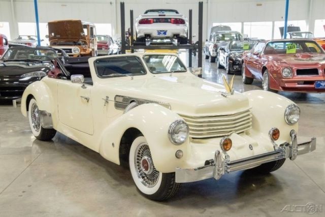 1970 Cord Warrior 812 Sportsman Replica - photo 3