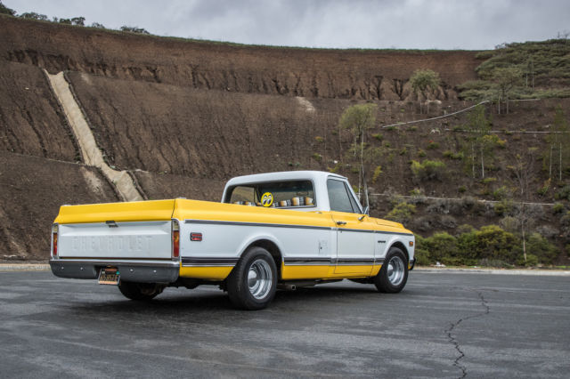 1970 Chevrolet C-10 CST - photo 2