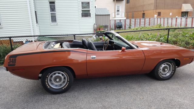 1970 Plymouth Barracuda CONVERTIBLE - photo 2