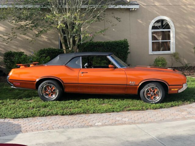 1970 Oldsmobile Cutlass Convertible