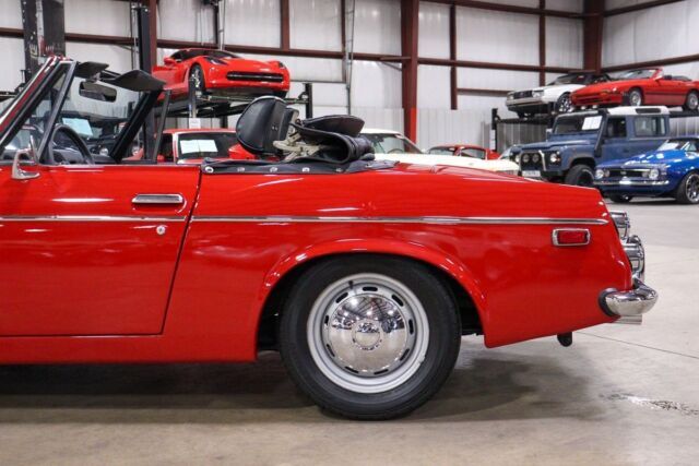 1970 Datsun 1600 Convertible - photo 5