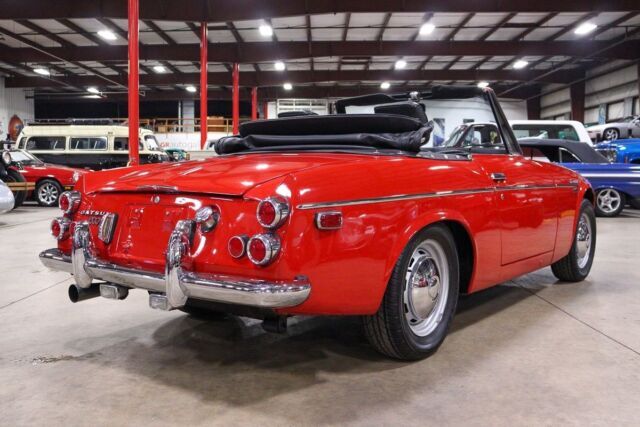 1970 Datsun 1600 Convertible - photo 8