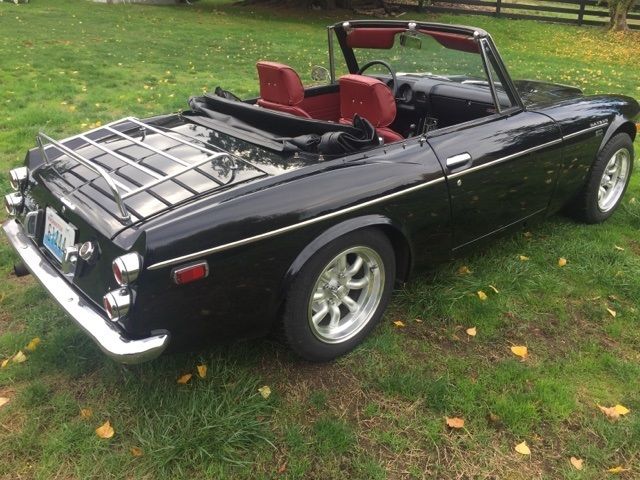 1970 Datsun 2000 - photo 11