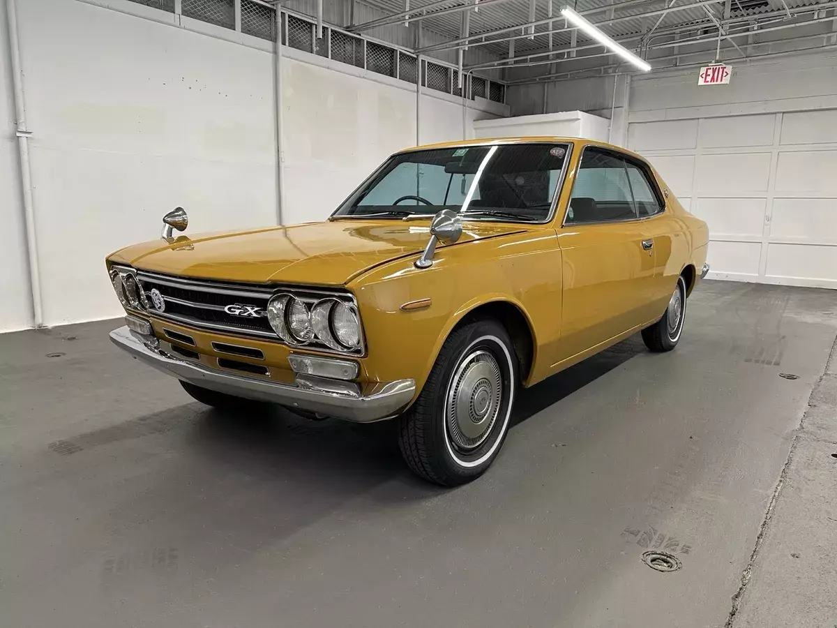 1970 Datsun Laurel 200 L Coupe Coupe Yellow 2000GX 1970 Datsun Laurel 200 L Coupe 2000GX