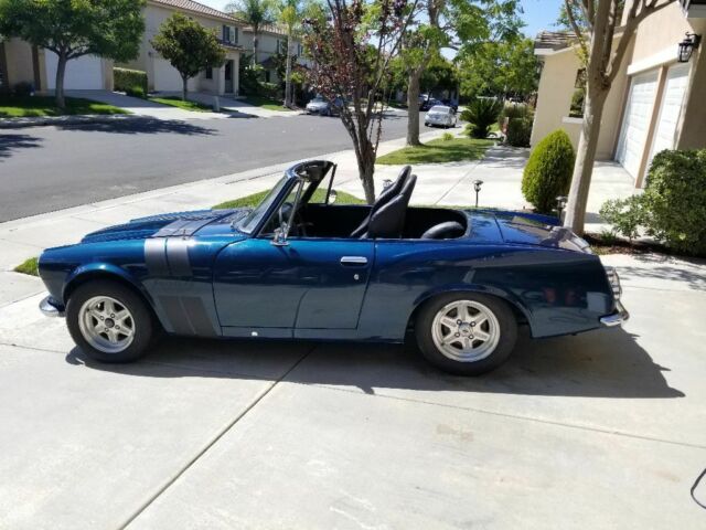 1970 Datsun Other - photo 2