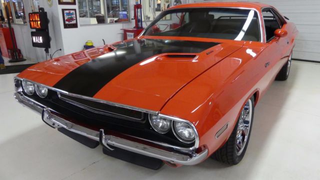 1970 Dodge Challenger -- - photo 6