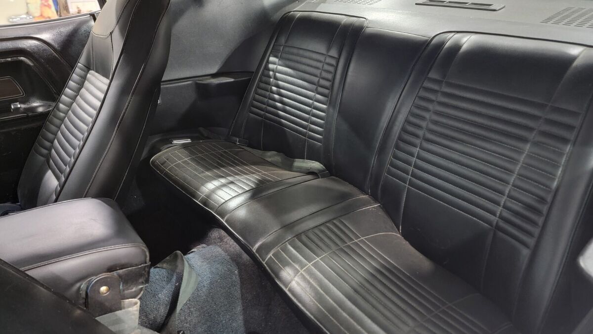 1970 Dodge Challenger - photo 12
