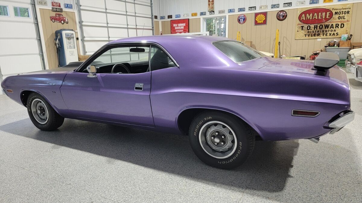 1970 Dodge Challenger - photo 3