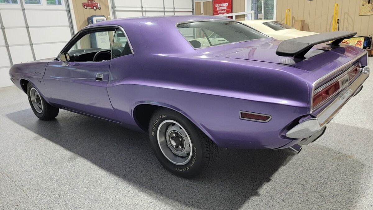 1970 Dodge Challenger - photo 4