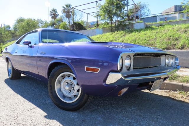 1970 Dodge Challenger 340 Four Barrel "Plum Crazy" 1970 Dodge Challenger