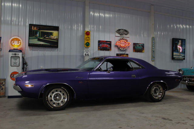1970 DODGE CHALLENGER 383 4 SPEED ROTISSERIE RESTORED 1970 Dodge Challenger 383