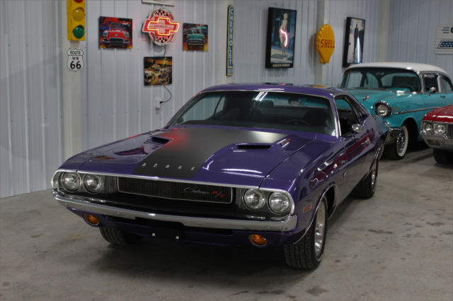 1970 Dodge Challenger 383 - photo 5