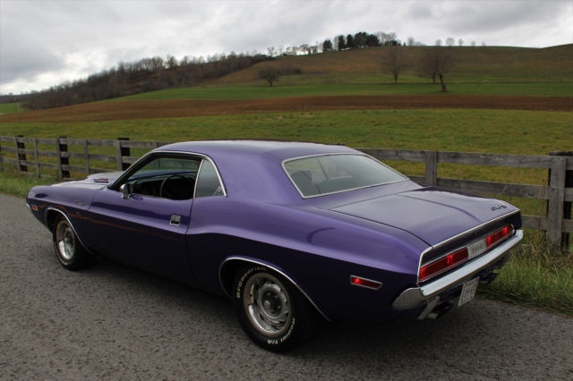 1970 Dodge Challenger 383 - photo 9