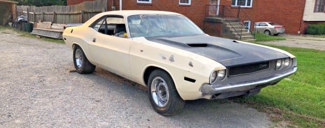 1970 Dodge Challenger - photo 5