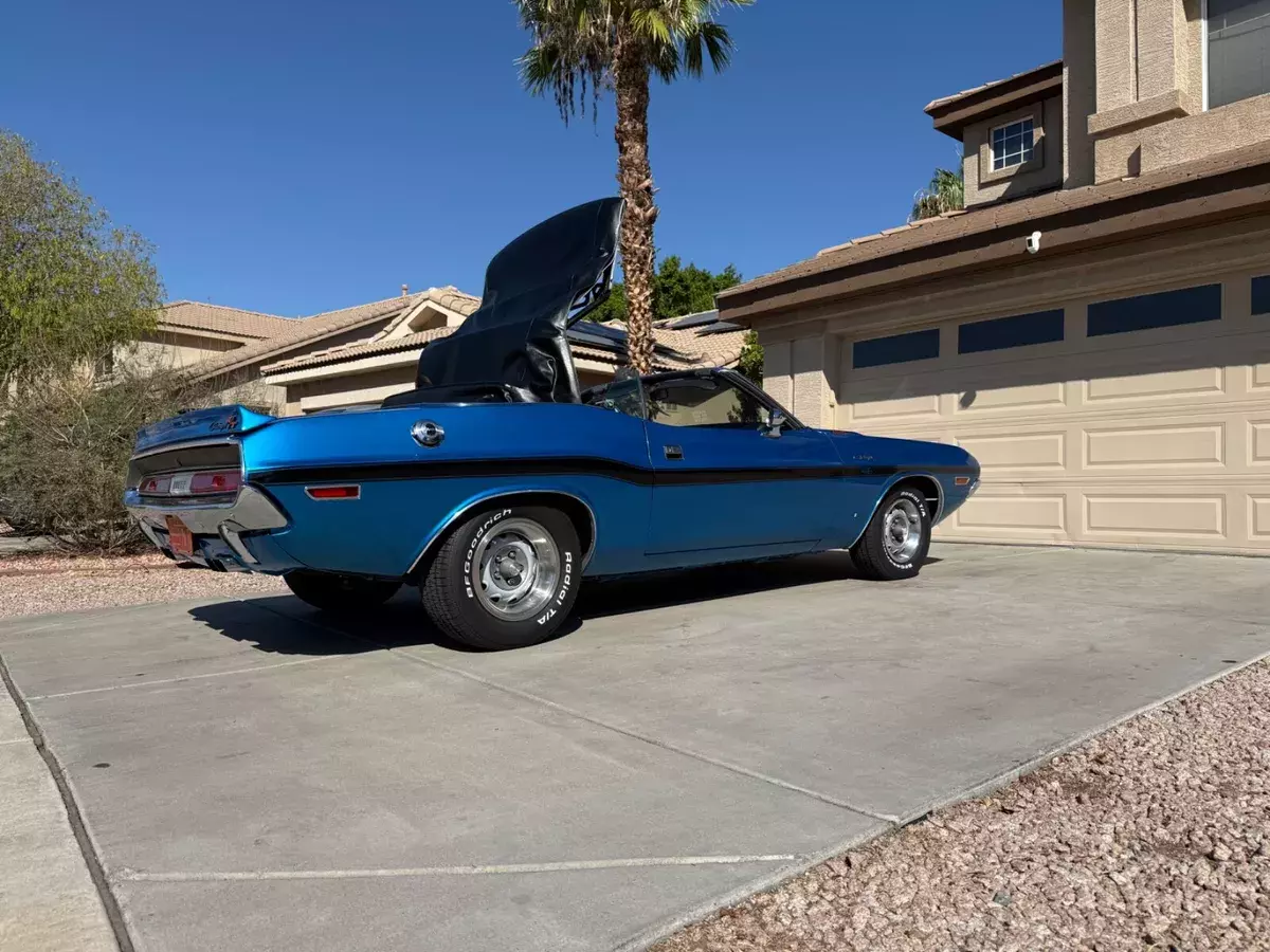 1970 Dodge Challenger 440 RT Convertible, B5 Blue with Low Miles Available Now! 1970 Dodge Challenger