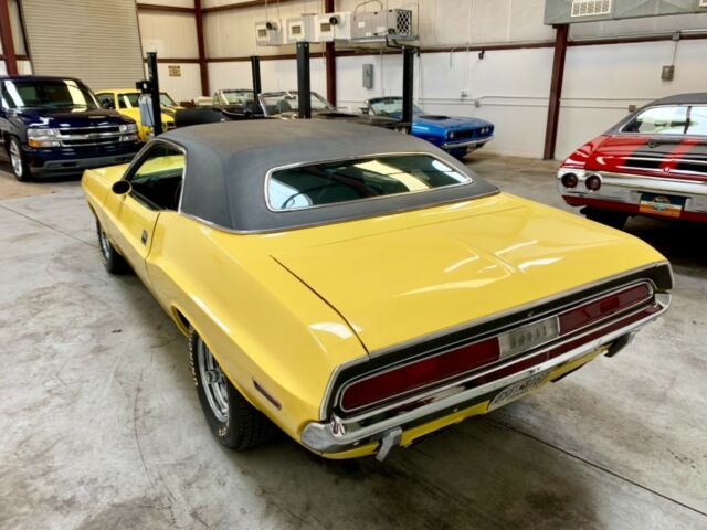 1970 Dodge Challenger - photo 8