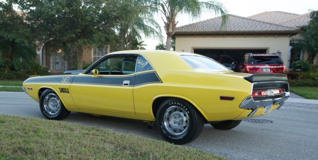 1970 Dodge Challenger - photo 2