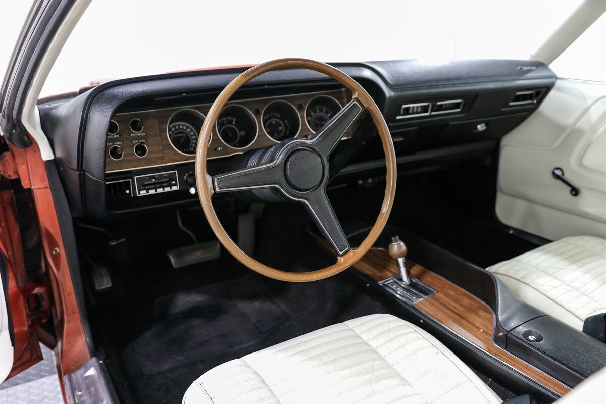1970 Dodge Challenger - photo 13