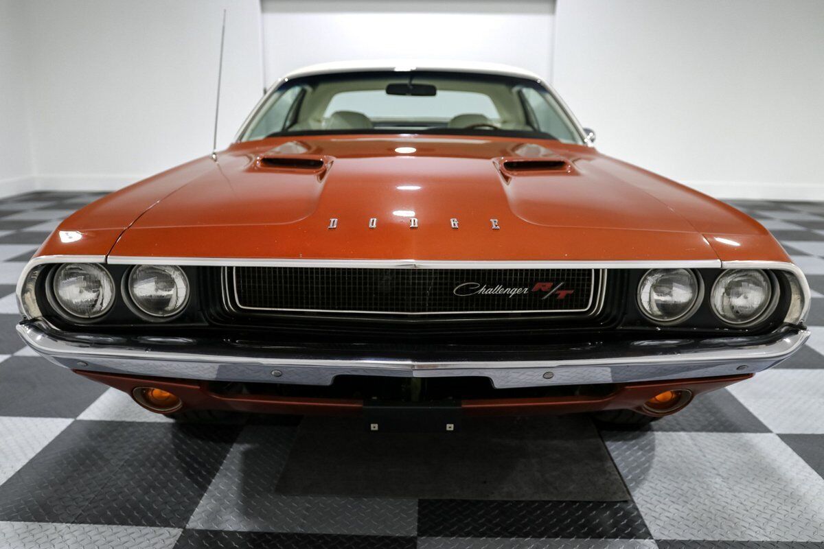 1970 Dodge Challenger - photo 2
