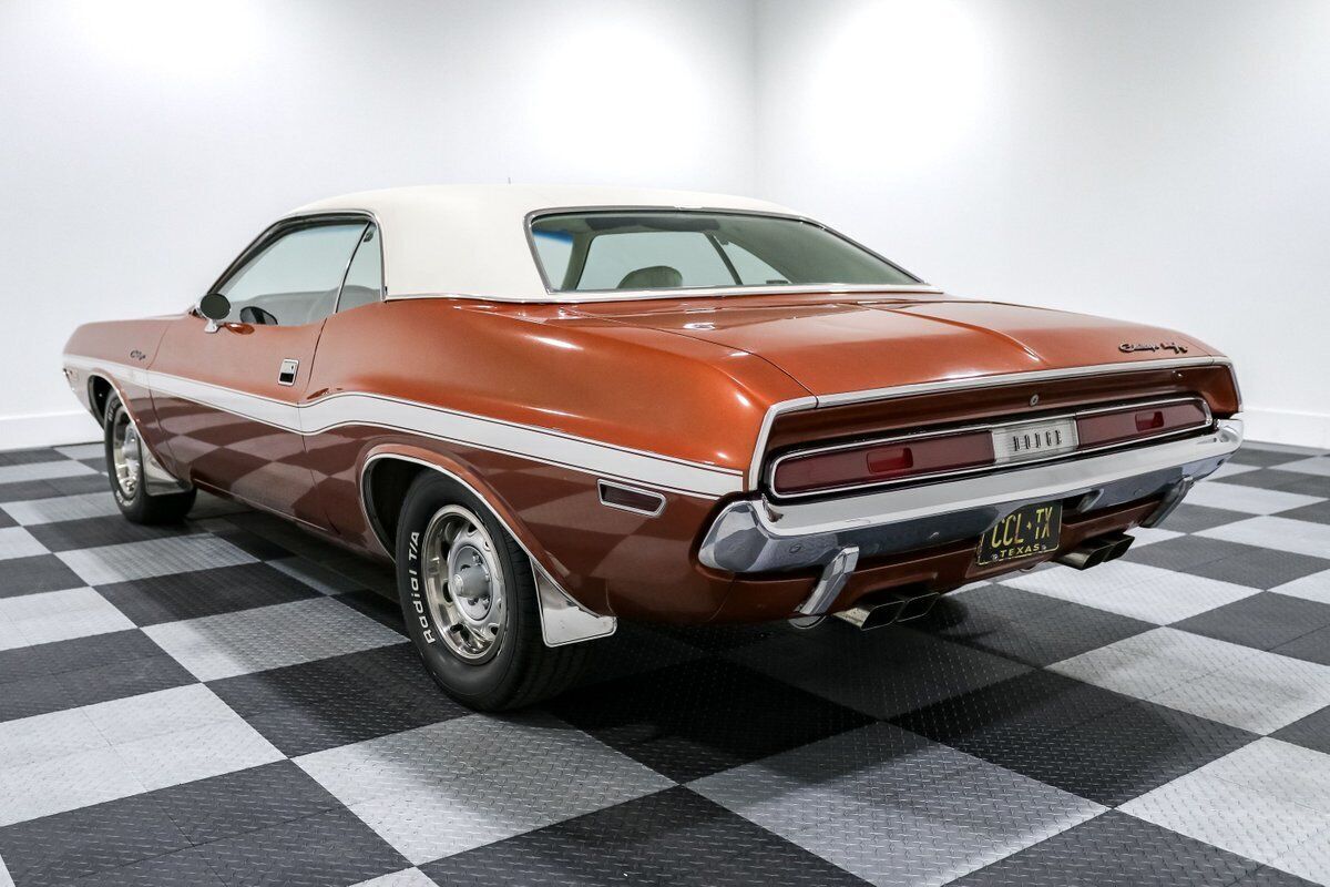 1970 Dodge Challenger - photo 5