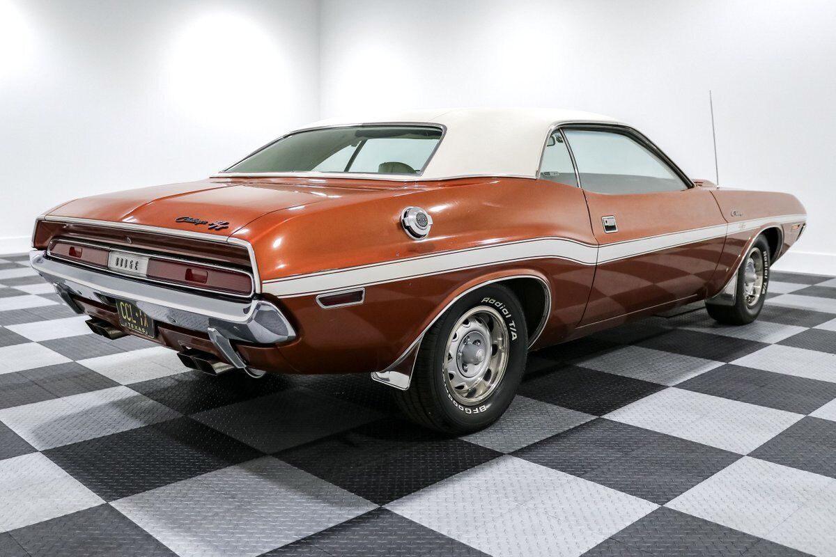 1970 Dodge Challenger - photo 7
