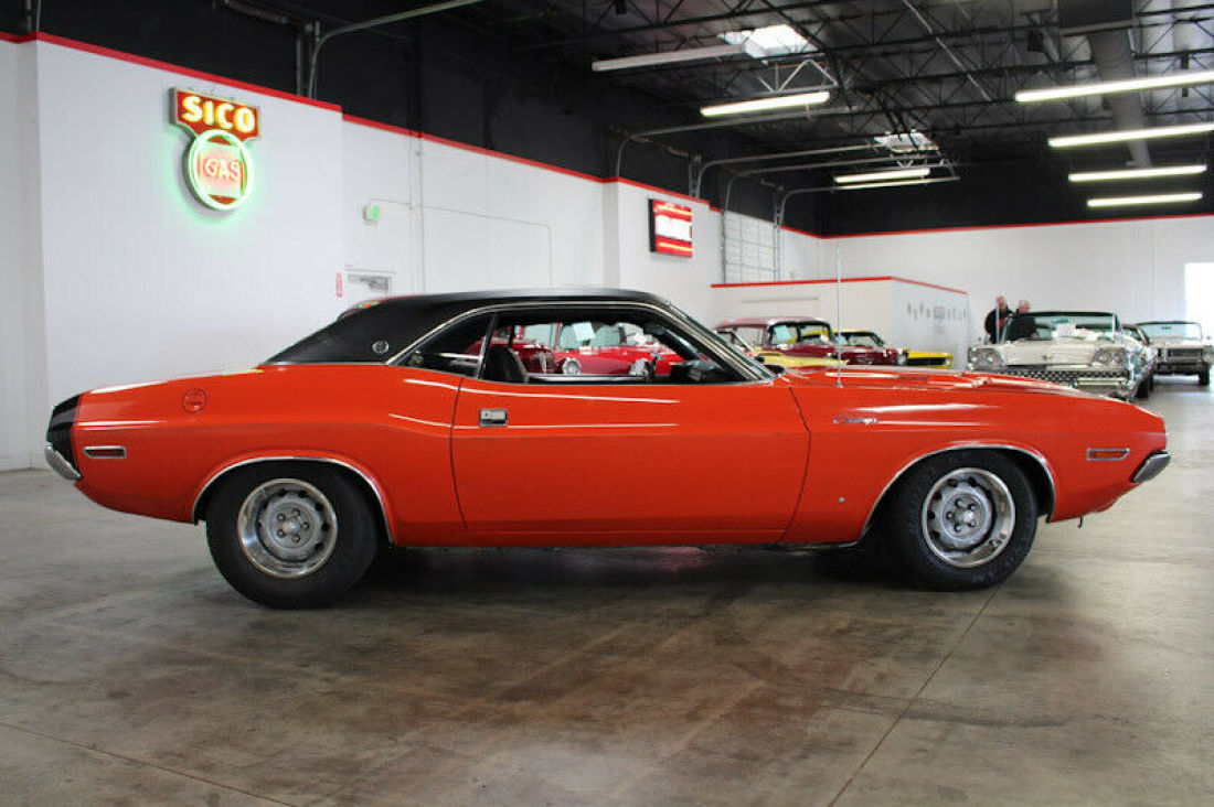 1970 Dodge Challenger - photo 8