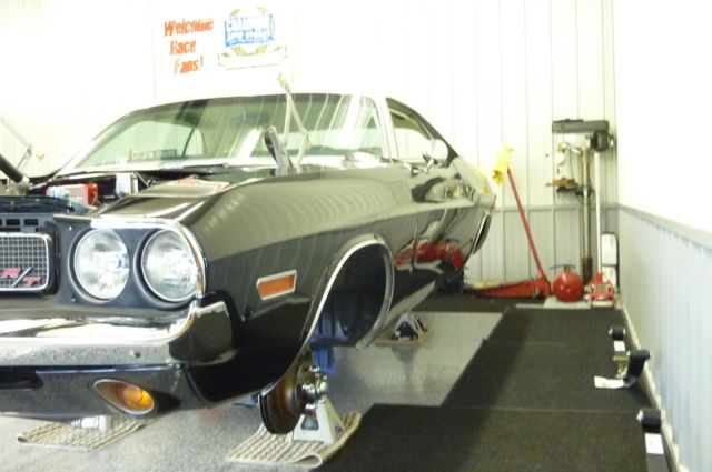 1970 Dodge Challenger Base Hardtop 2-Door - photo 3