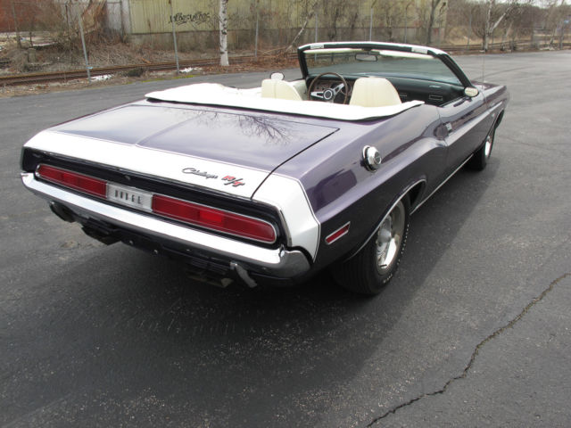 1970 Dodge Challenger R/T Convertible - photo 4