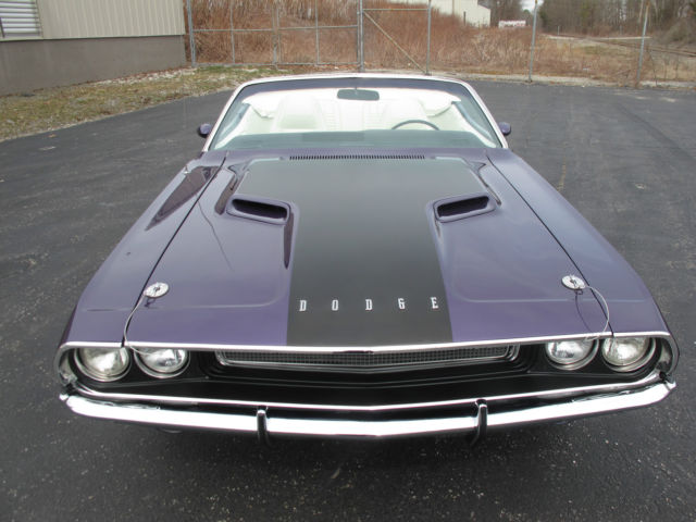 1970 Dodge Challenger R/T Convertible - photo 8