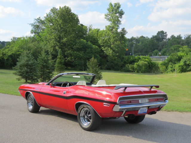 1970 Dodge Challenger - photo 2