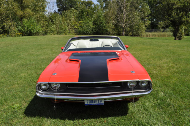 1970 Dodge Challenger - photo 3