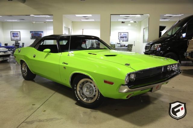 1970 Dodge Challenger - photo 2