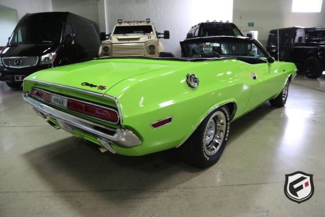 1970 Dodge Challenger - photo 4