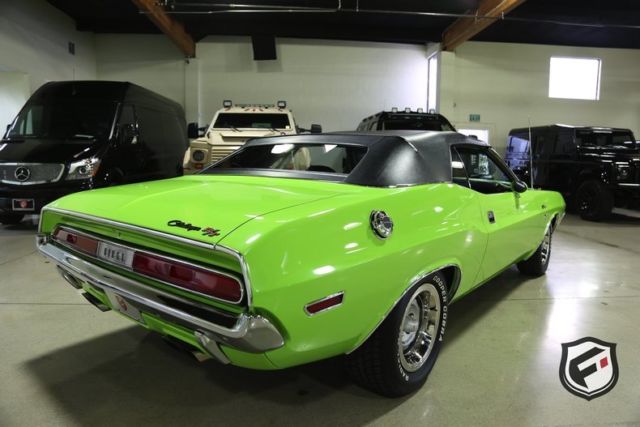 1970 Dodge Challenger - photo 5