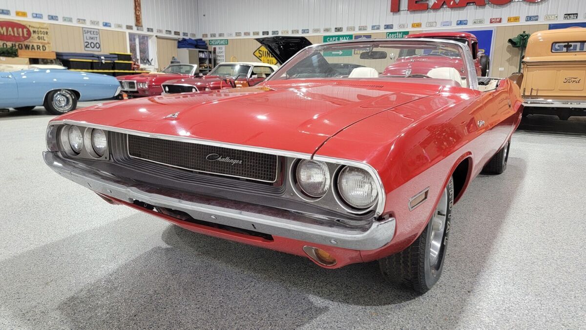 1970 Dodge Challenger - photo 3