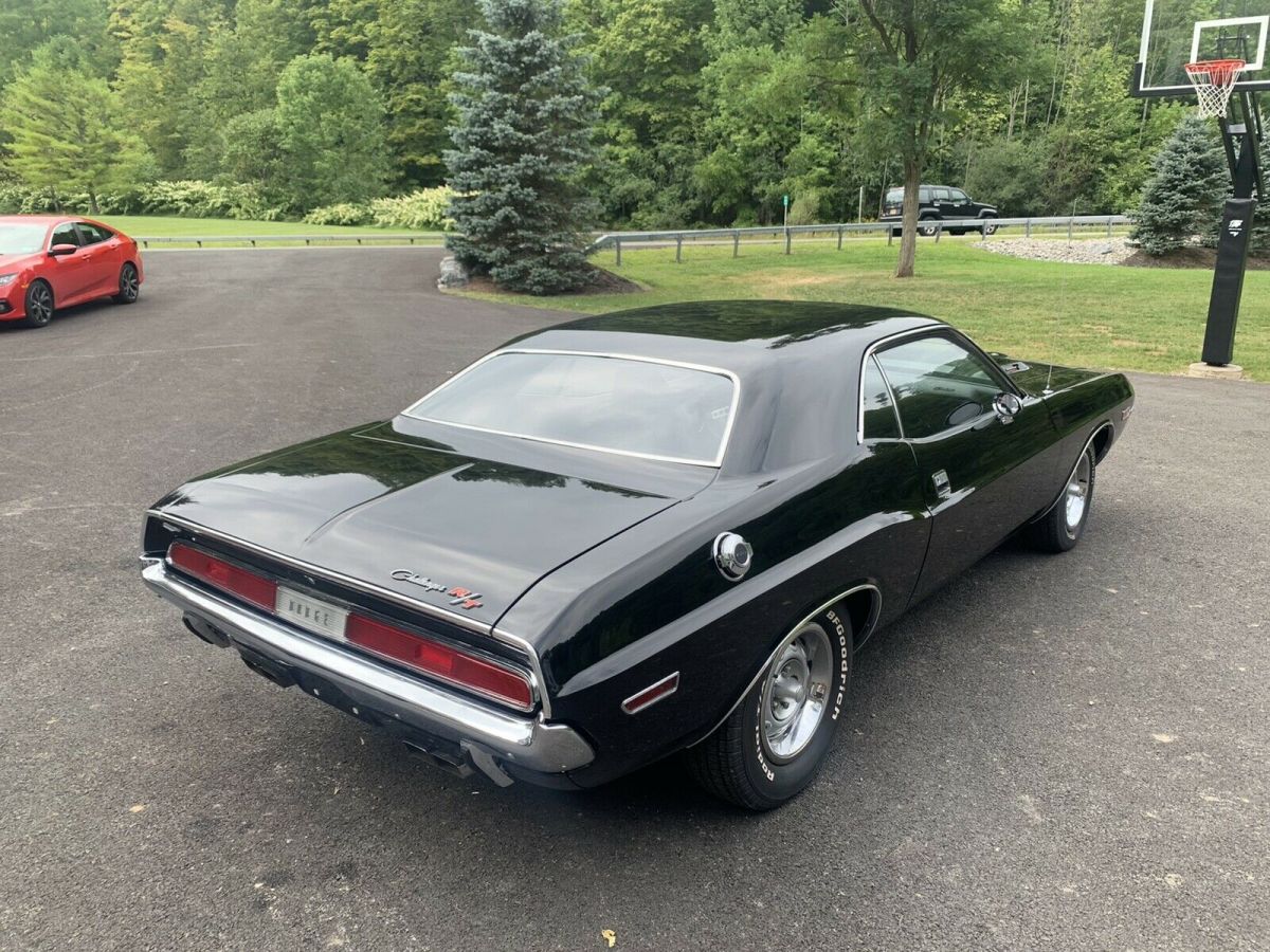 1970 Dodge Challenger R/T - photo 4