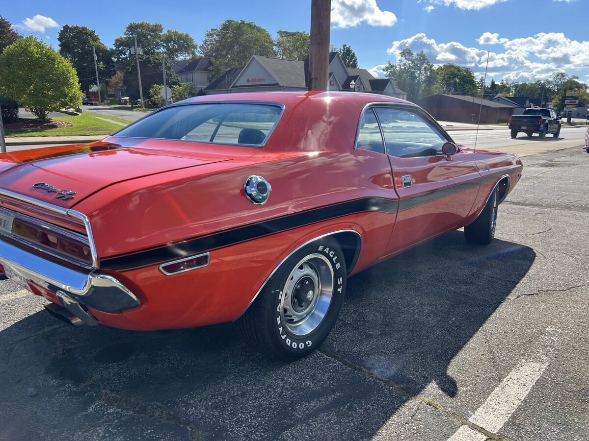 1970 Dodge Challenger - photo 2