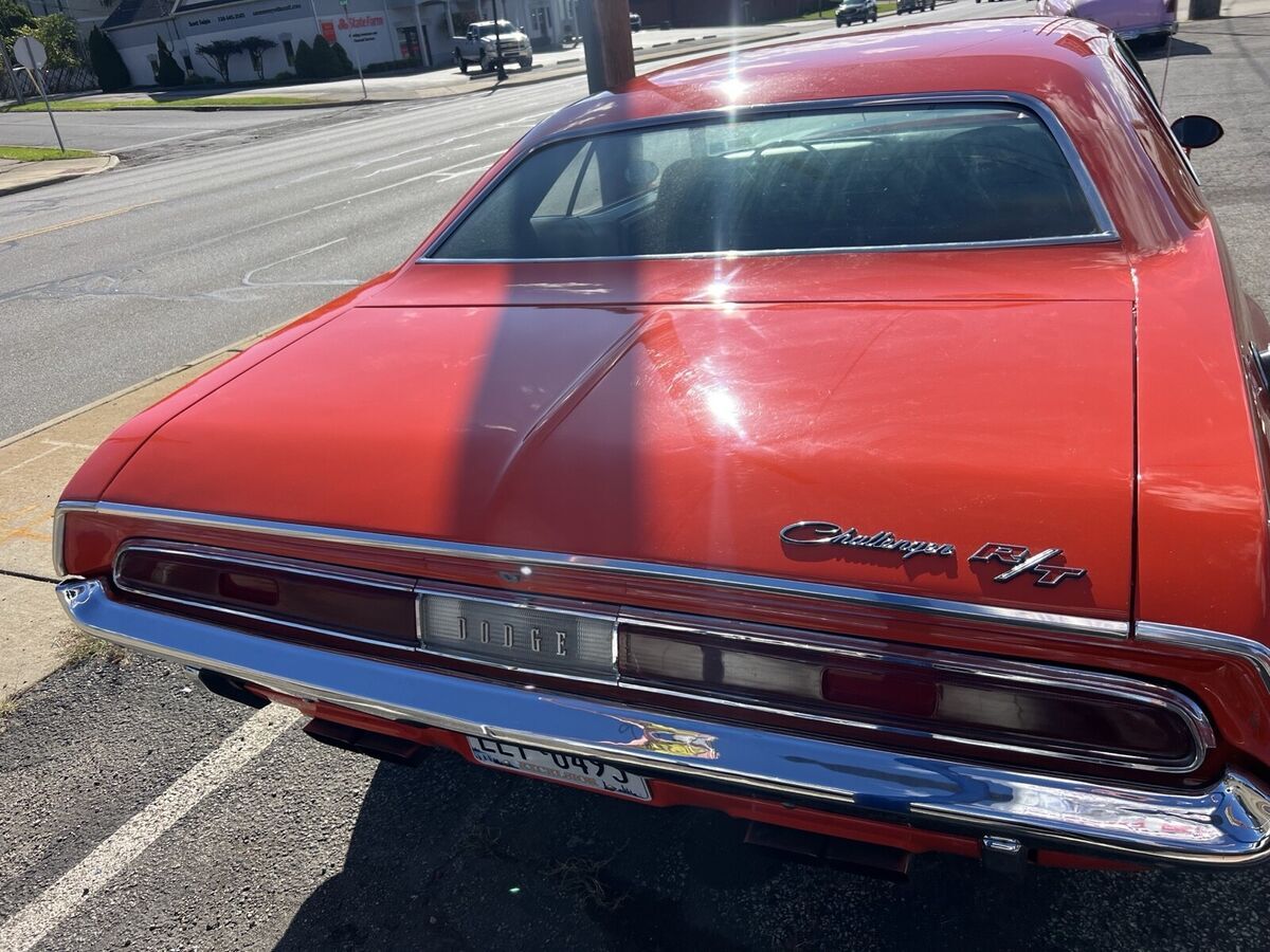 1970 Dodge Challenger - photo 3