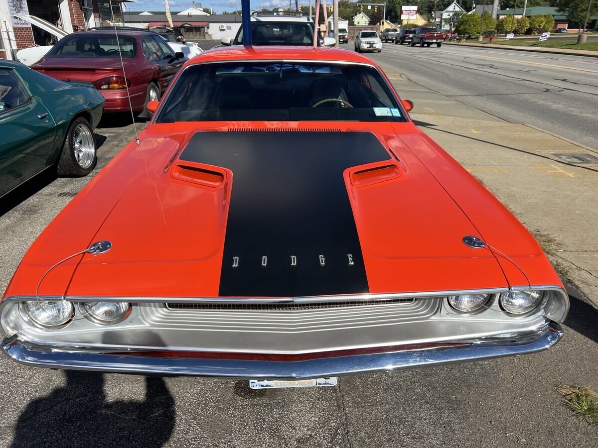 1970 Dodge Challenger - photo 4