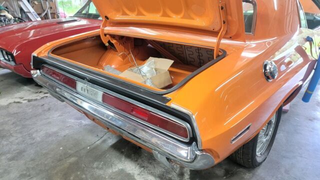 1970 Dodge Challenger - photo 11