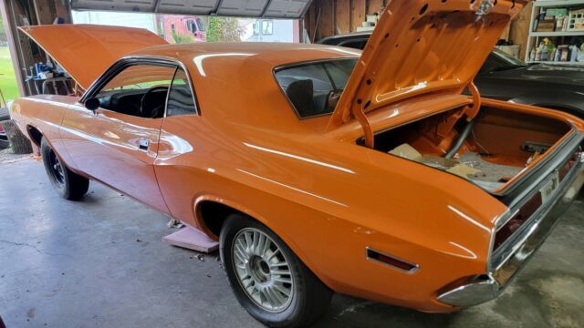 1970 Dodge Challenger - photo 4