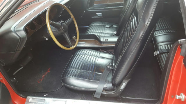 1970 Dodge Challenger - photo 2
