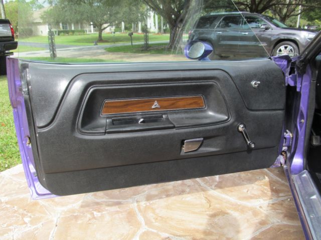 1970 Dodge Challenger - photo 11