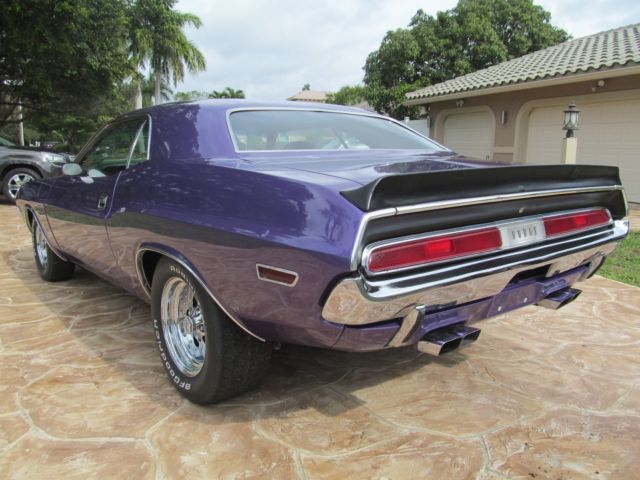 1970 Dodge Challenger - photo 3