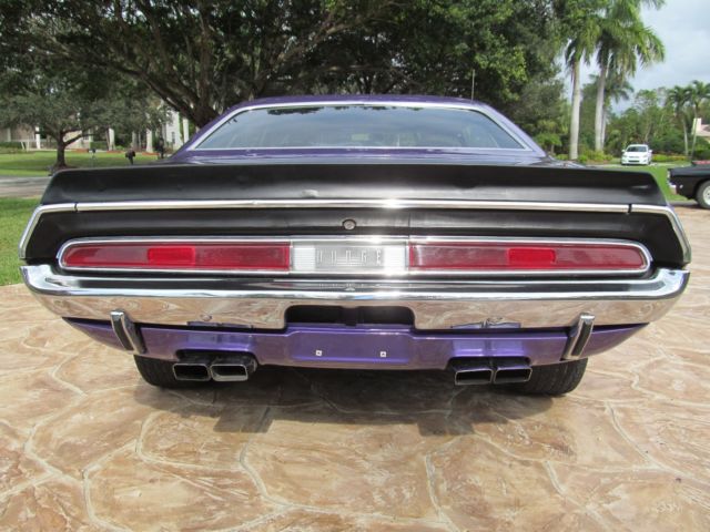 1970 Dodge Challenger - photo 4