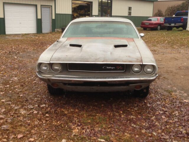1970 Dodge Challenger - photo 2