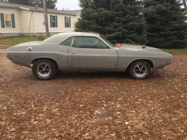 1970 Dodge Challenger - photo 4