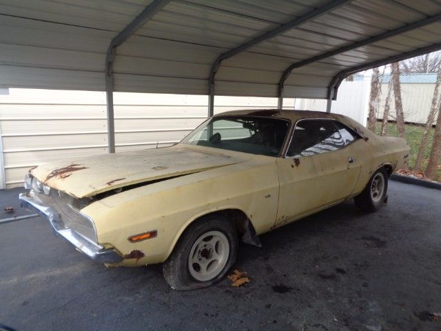 1970 Dodge Challenger original numbers matching car 1970 Dodge Challenger se