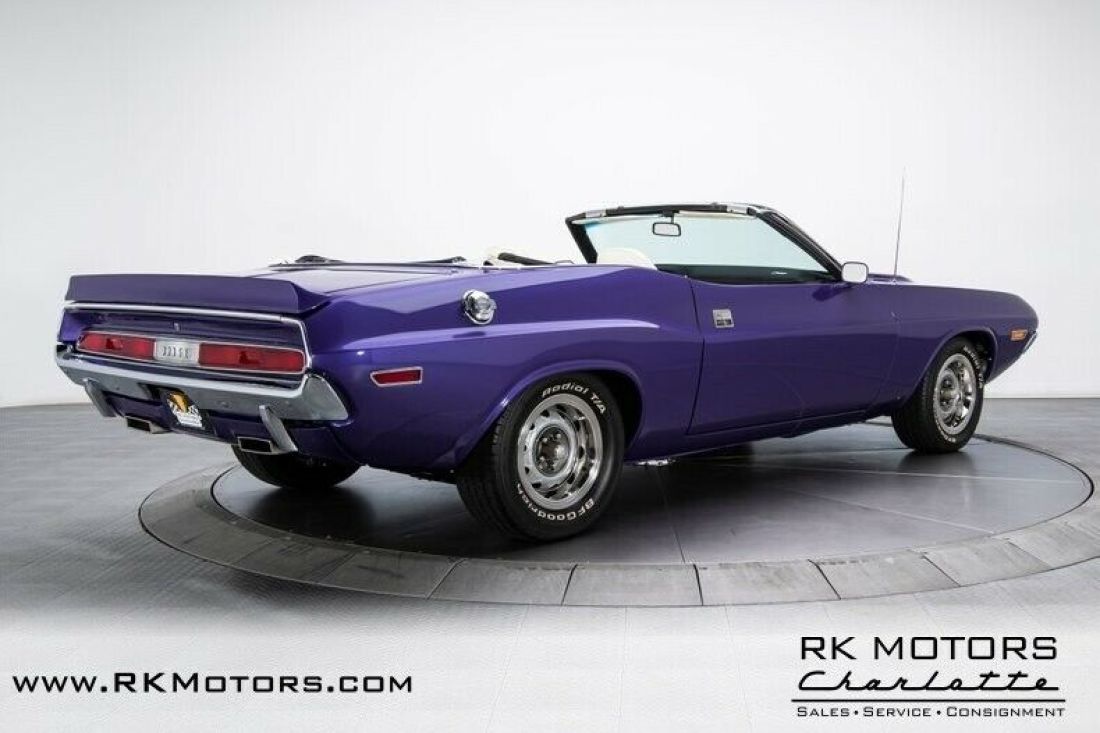 1970 Dodge Challenger - photo 2