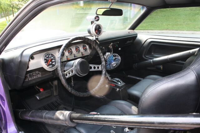1970 Dodge Challenger RT - photo 9